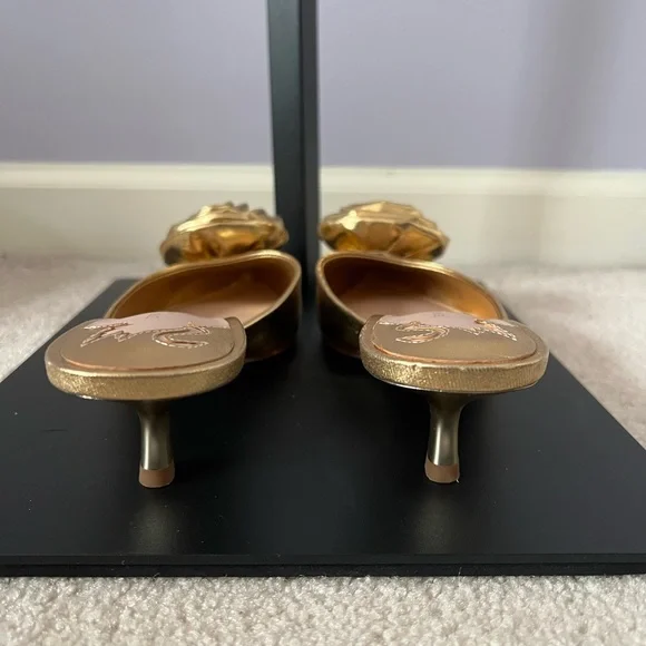 Jennifer Sumko by Antonio Melani Gold Kitten Heels - Picture 5 of 5